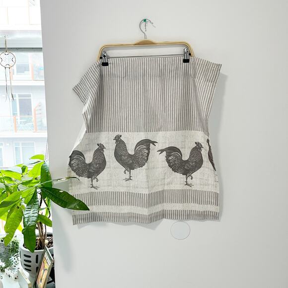 Set of 2 Rooster Print Short Kitchen Curtains - Picture 1 of 4